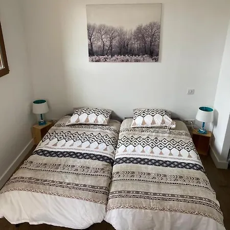 Le Shala - 55m² + Jardin 펜션